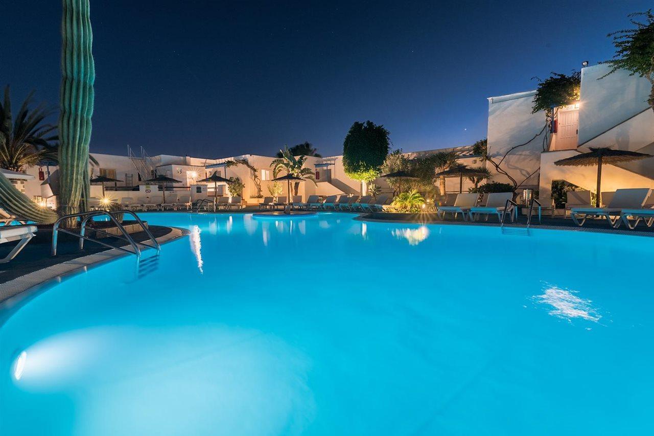 Apartamentos Parque Tropical En Lanzarote Puerto del Carmen  Exterior foto
