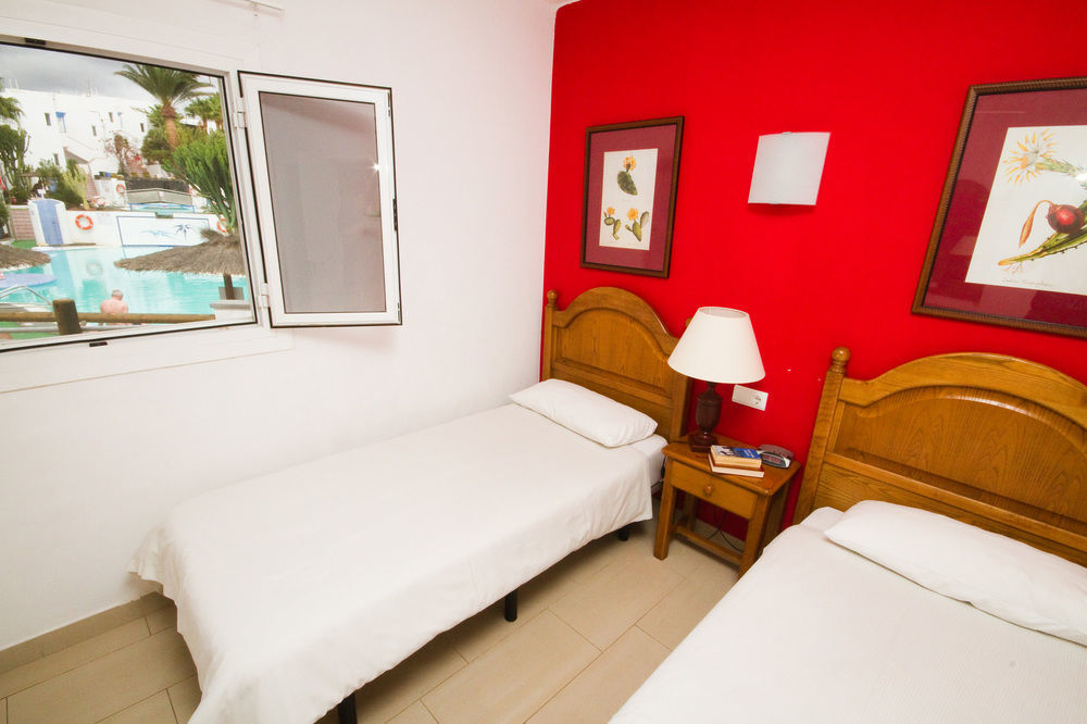 Apartamentos Parque Tropical En Lanzarote Puerto del Carmen  Exterior foto
